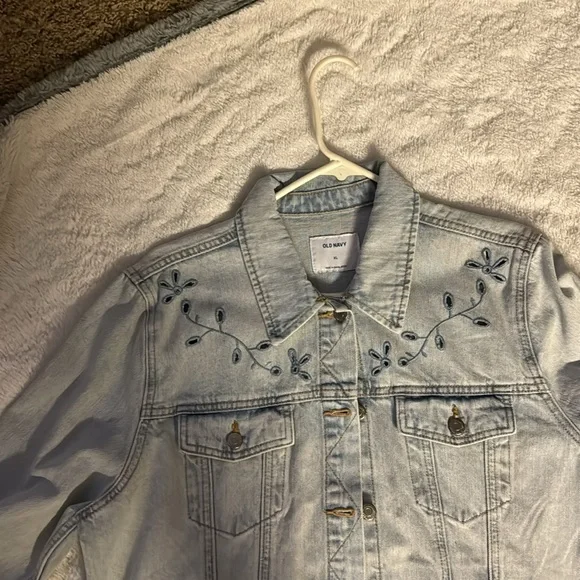 Brand new Jean jacket with embroidery. - Picture 3 of 4